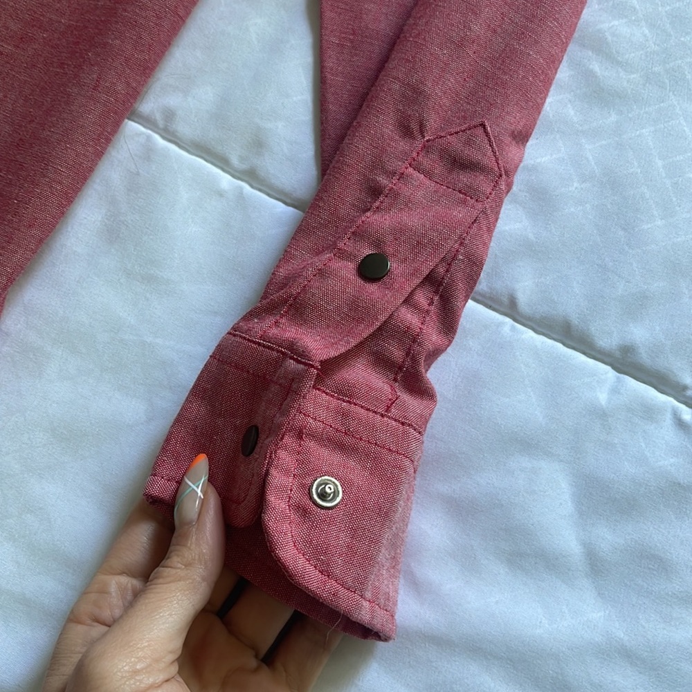 Designer collection button down - Picture 5 of 10